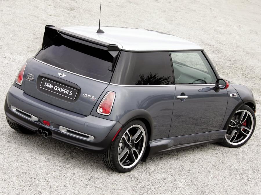  Mini Cooper S with JCW GP Tuning Kit 2005 года  (фото 24 из 25)